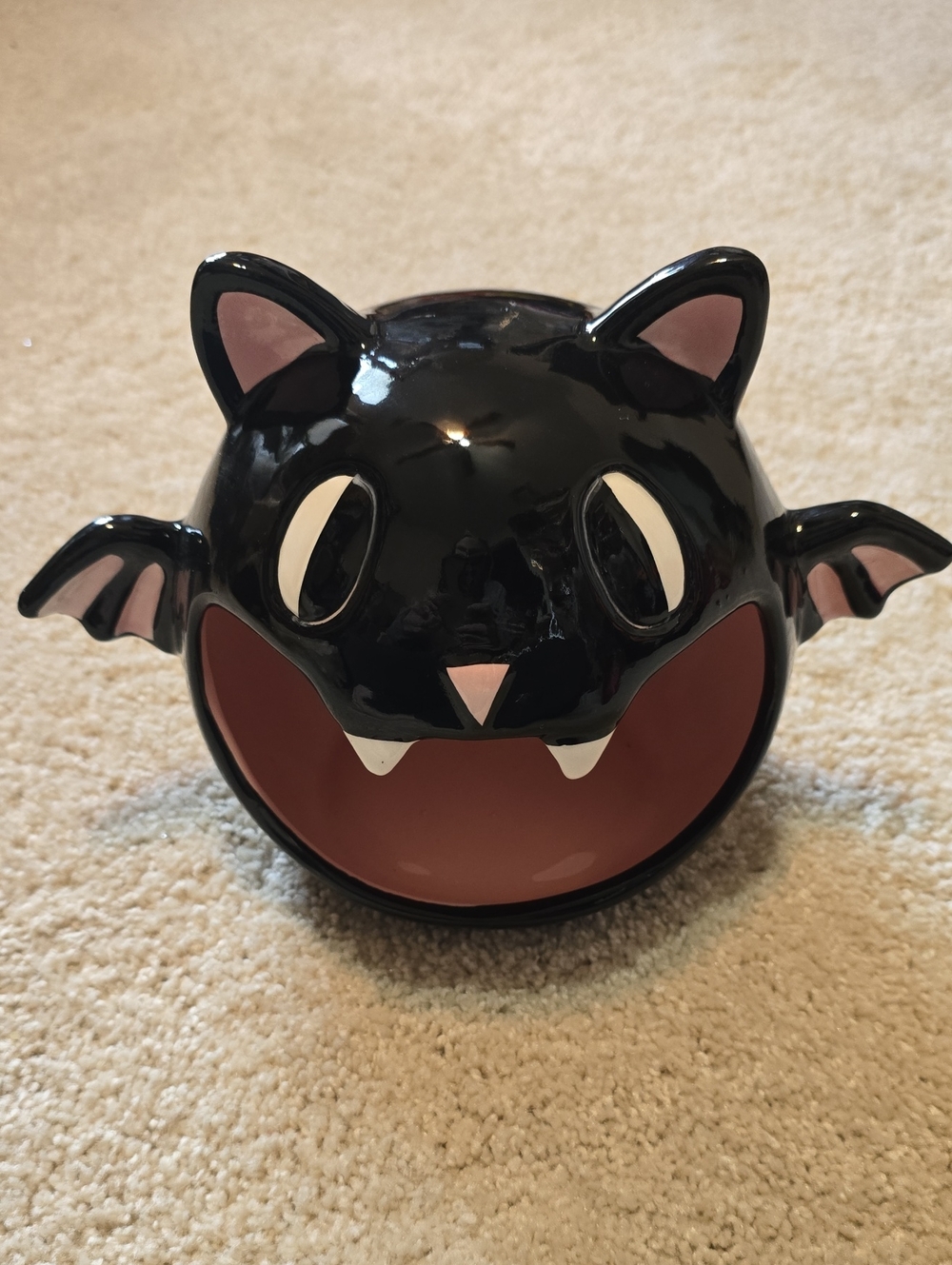 New Halloween Ceramic Ashland Black Bat Treat Bowl with Pink Accents Approx 9" W